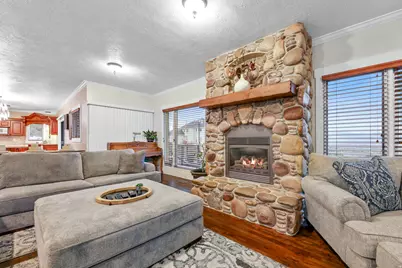 2342 E Charros Rd, Sandy, UT 84092 - Photo 8