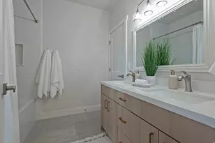 16 Gatehouse Ln S, Sandy, UT 84092 - Photo 44