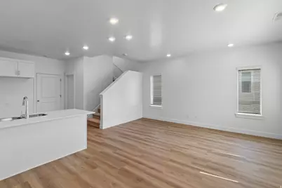 1069 N 200 W #S-319, Brigham City, UT 84302 - Photo 4