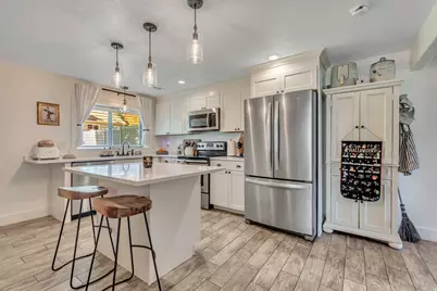 1071 N Jamie-Matt Cir W, Layton, UT 84041 - Photo 8