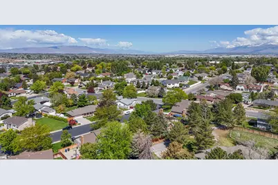 822 E Skylark Dr, Spanish Fork, UT 84660 - Photo 6