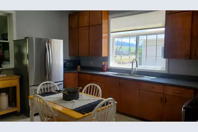 190 E 9200 S, Paradise, UT 84328 - Photo 16