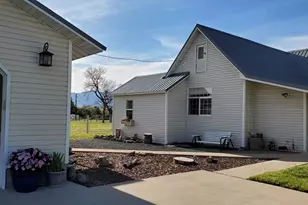 190 E 9200 S, Paradise, UT 84328 - Photo 26