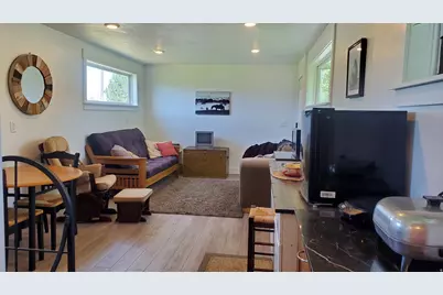 190 E 9200 S, Paradise, UT 84328 - Photo 40
