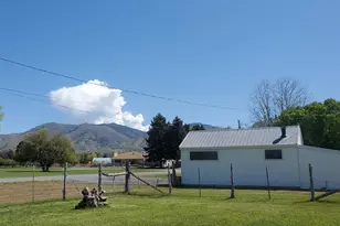 190 E 9200 S, Paradise, UT 84328 - Photo 36