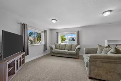 14137 S Ben Lomond Peak Dr, Riverton, UT 84096 - Photo 22