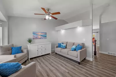 14137 S Ben Lomond Peak Dr, Riverton, UT 84096 - Photo 4
