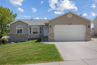 14137 S Ben Lomond Peak Dr, Riverton, UT 84096 - Photo 2