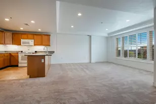 3075 E Kennedy Dr, Salt Lake City, UT 84108 - Photo 8
