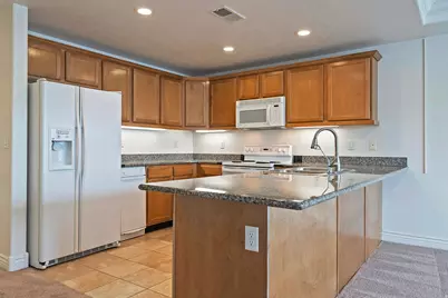 3075 E Kennedy Dr #210, Salt Lake City, UT 84108 - Photo 8