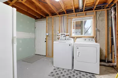 611 W 1635 N, Clinton, UT 84015 - Photo 18