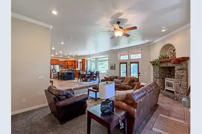 2670 N 1125 E, North Ogden, UT 84414 - Photo 14