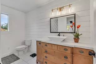610 N Main St, Centerville, UT 84014 - Photo 16
