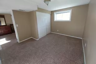 2564 N 2600 E, Layton, UT 84040 - Photo 40
