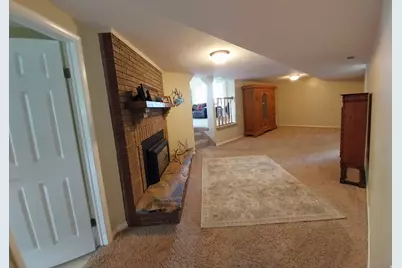 2564 N 2600 E, Layton, UT 84040 - Photo 34