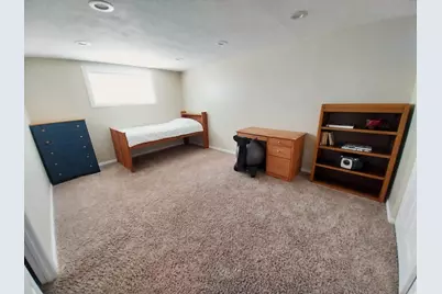 2564 N 2600 E, Layton, UT 84040 - Photo 32