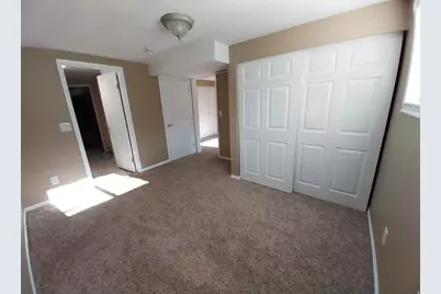 2564 N 2600 E, Layton, UT 84040 - Photo 40