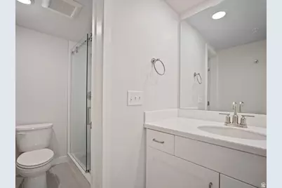 1032 E 400 S #204B, Salt Lake City, UT 84102 - Photo 4