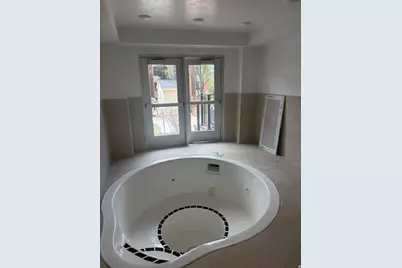 1032 E 400 S #102B, Salt Lake City, UT 84102 - Photo 14