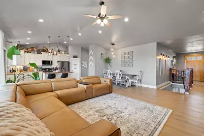 460 S 300 E, Mount Pleasant, UT 84647 - Photo 10