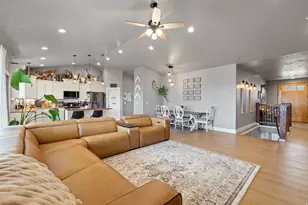 460 S 300 E, Mount Pleasant, UT 84647 - Photo 10