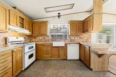 1102 W Yarrow Ln S, Taylorsville, UT 84123 - Photo 8