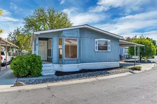1102 W Yarrow Ln S, Taylorsville, UT 84123 - Photo 4