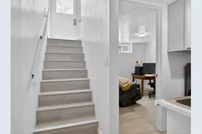 945 N 200 E, Orem, UT 84057 - Photo 20