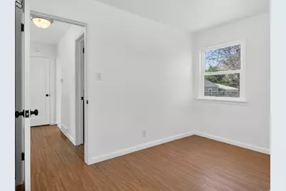 945 N 200 E, Orem, UT 84057 - Photo 12