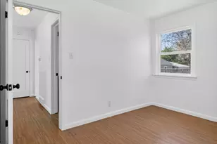 945 N 200 E, Orem, UT 84057 - Photo 12