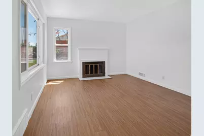 945 N 200 E, Orem, UT 84057 - Photo 2