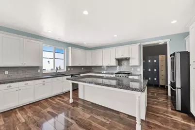 774 W Star Spangled Dr, Bluffdale, UT 84065 - Photo 10
