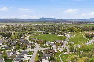 715 Bluff St, Hyde Park, UT 84318 - Photo 78