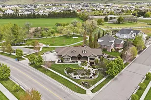 715 Bluff St, Hyde Park, UT 84318 - Photo 72