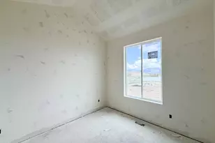 7094 W Monterrey Oak Dr, Herriman, UT 84096 - Photo 4