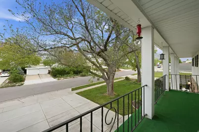 3664 S Laurelcrest Dr, Salt Lake City, UT 84109 - Photo 36