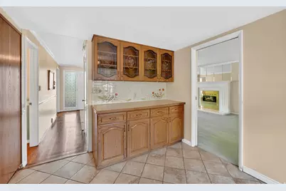 3664 S Laurelcrest Dr, Salt Lake City, UT 84109 - Photo 10