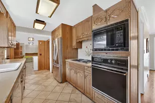 3664 S Laurelcrest Dr, Salt Lake City, UT 84109 - Photo 12