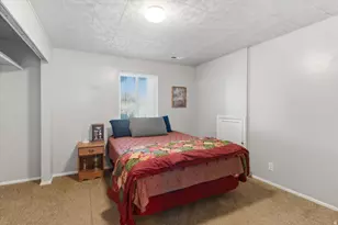4250 N 350 W, Pleasant View, UT 84414 - Photo 18