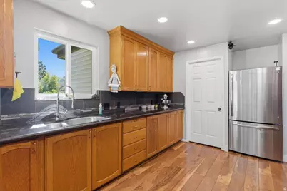 4250 N 350 W, Pleasant View, UT 84414 - Photo 8
