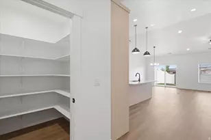2674 S 2430 W, Syracuse, UT 84075 - Photo 8