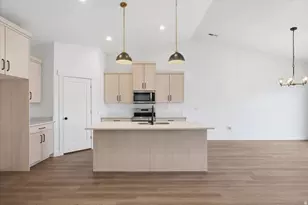 2674 S 2430 W, Syracuse, UT 84075 - Photo 6