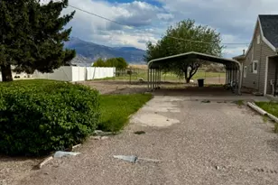 195 W 100 S, Elsinore, UT 84724 - Photo 4