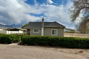 195 W 100 S, Elsinore, UT 84724 - Photo 2