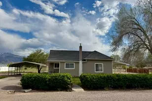 195 W 100 S, Elsinore, UT 84724 - Photo 1