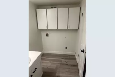9071 S Wasatch Blvd, Sandy, UT 84093 - Photo 28