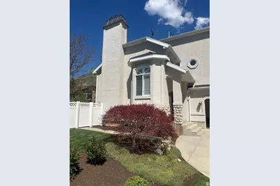 9071 S Wasatch Blvd, Sandy, UT 84093 - Photo 4