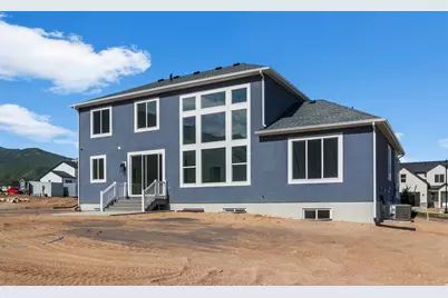 178 E 650 S, Hyde Park, UT 84318 - Photo 4