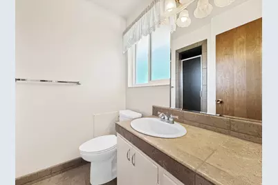721 E 1950 S, Bountiful, UT 84010 - Photo 18