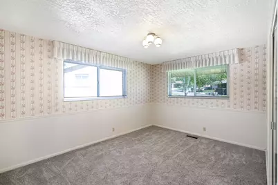 721 E 1950 S, Bountiful, UT 84010 - Photo 14